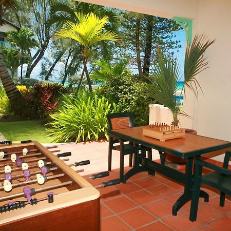 Coral Mist Beach Hotel Μπριτζτάουν Εξωτερικό φωτογραφία