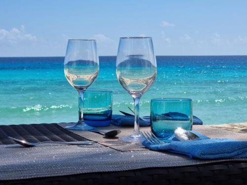 Coral Mist Beach Hotel Μπριτζτάουν Εξωτερικό φωτογραφία