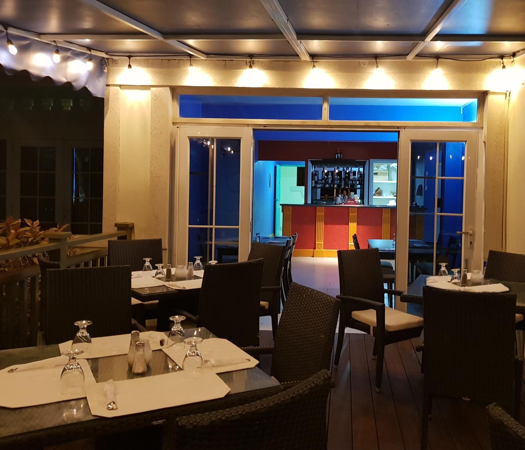Coral Mist Beach Hotel Μπριτζτάουν Εξωτερικό φωτογραφία
