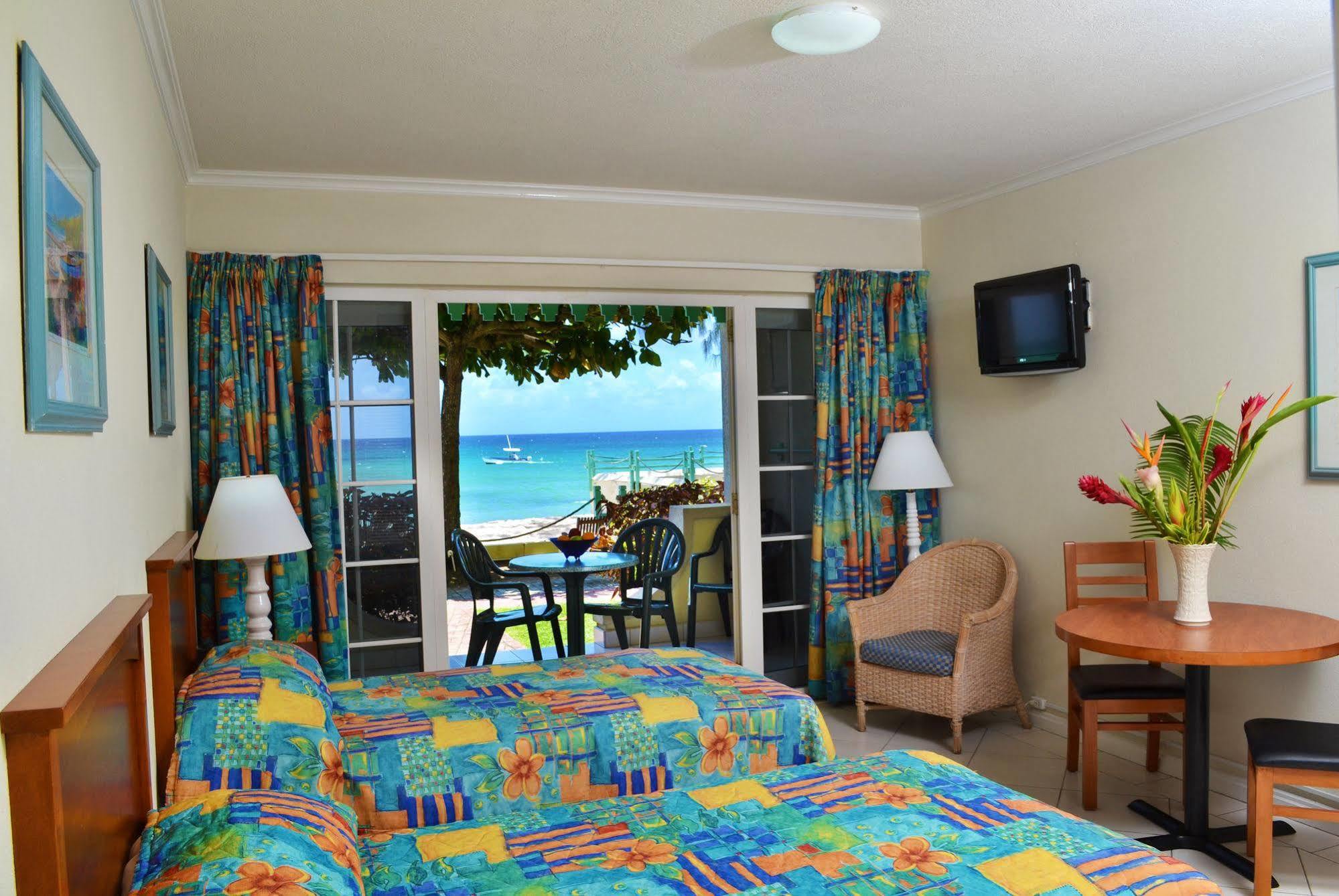 Coral Mist Beach Hotel Μπριτζτάουν Εξωτερικό φωτογραφία